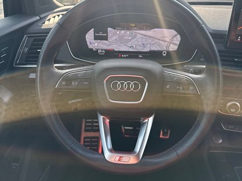 Used 2023 Audi SQ5 Prestige w/ Prestige Package AWD/4WD image 9