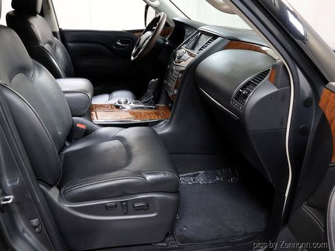 Used 2018 INFINITI QX80 4WD w/ Driver Assistance Package image 36