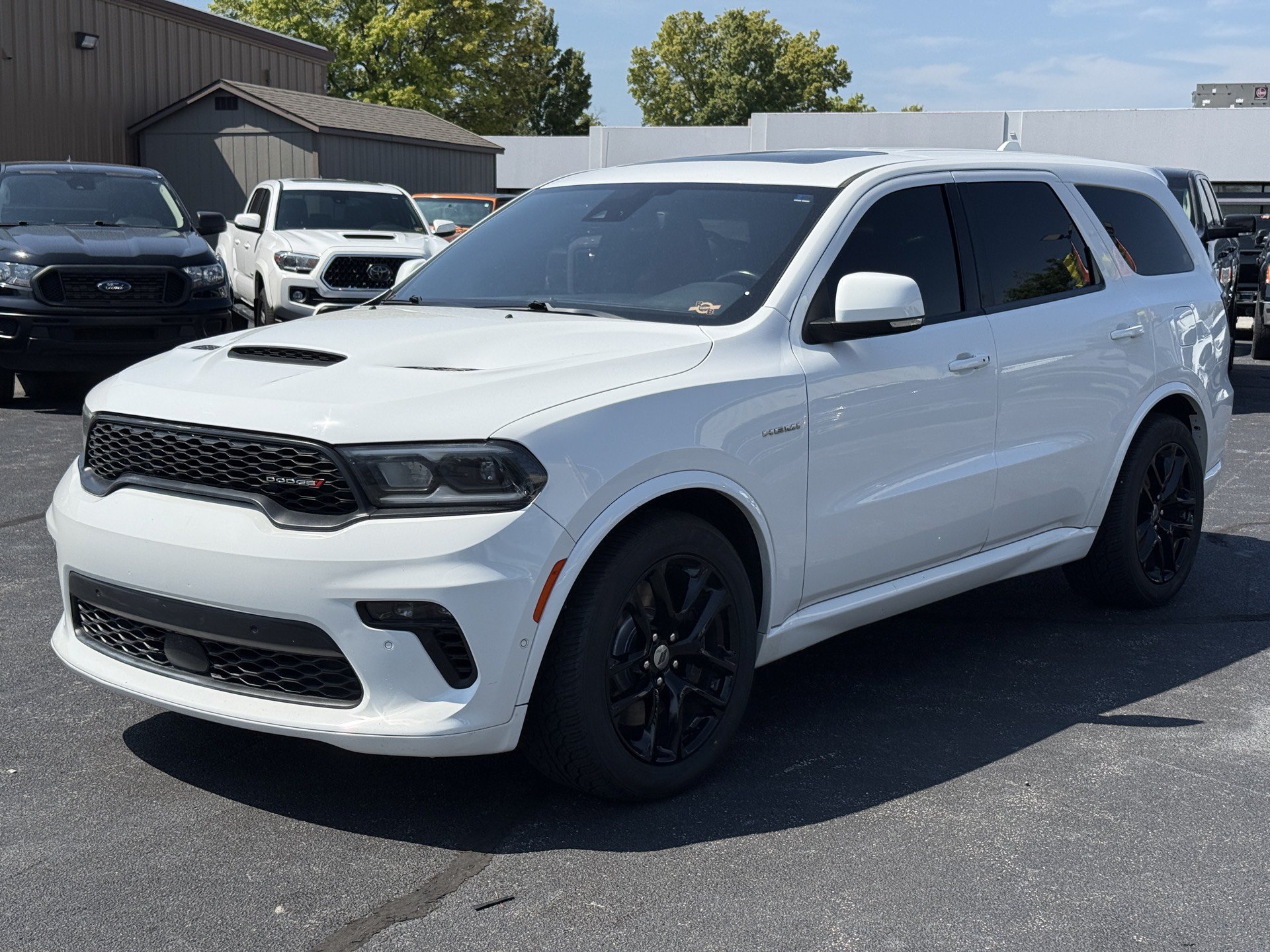 Used 2021 Dodge Durango R/T w/ Tow 'N Go Package AWD/4WD image 4