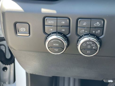 New 2026 GMC Sierra 1500 AT4 w/ AT4 Premium Package AWD/4WD image 20