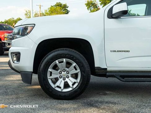 Used 2017 Chevrolet Colorado LT w/ LT Convenience Package image 9