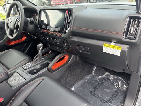 New 2026 Nissan Frontier PRO-4X w/ Pro Premium Package image 10