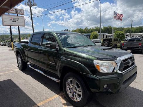 Used 2012 Toyota Tacoma 4x4 Double Cab w/ TRD Sport Upgrade Pkg image 2