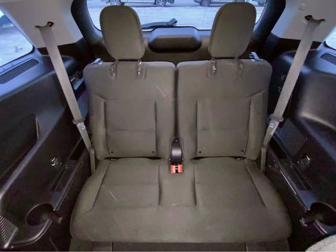 Used 2021 Ford Explorer XLT w/ Class III Trailer Tow Package image 25