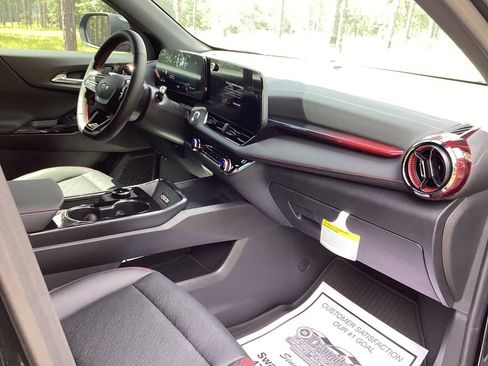 New 2026 Chevrolet Equinox RS w/ Safety and Technology Package FWD image 25