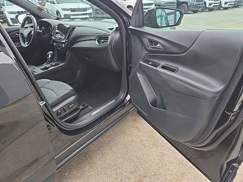 Used 2023 Chevrolet Equinox Premier FWD image 73
