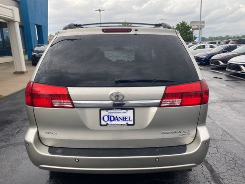 Used 2005 Toyota Sienna XLE Limited FWD image 5