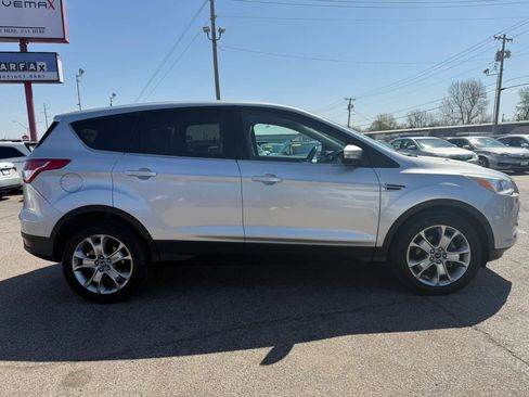 Used 2013 Ford Escape SEL image 2