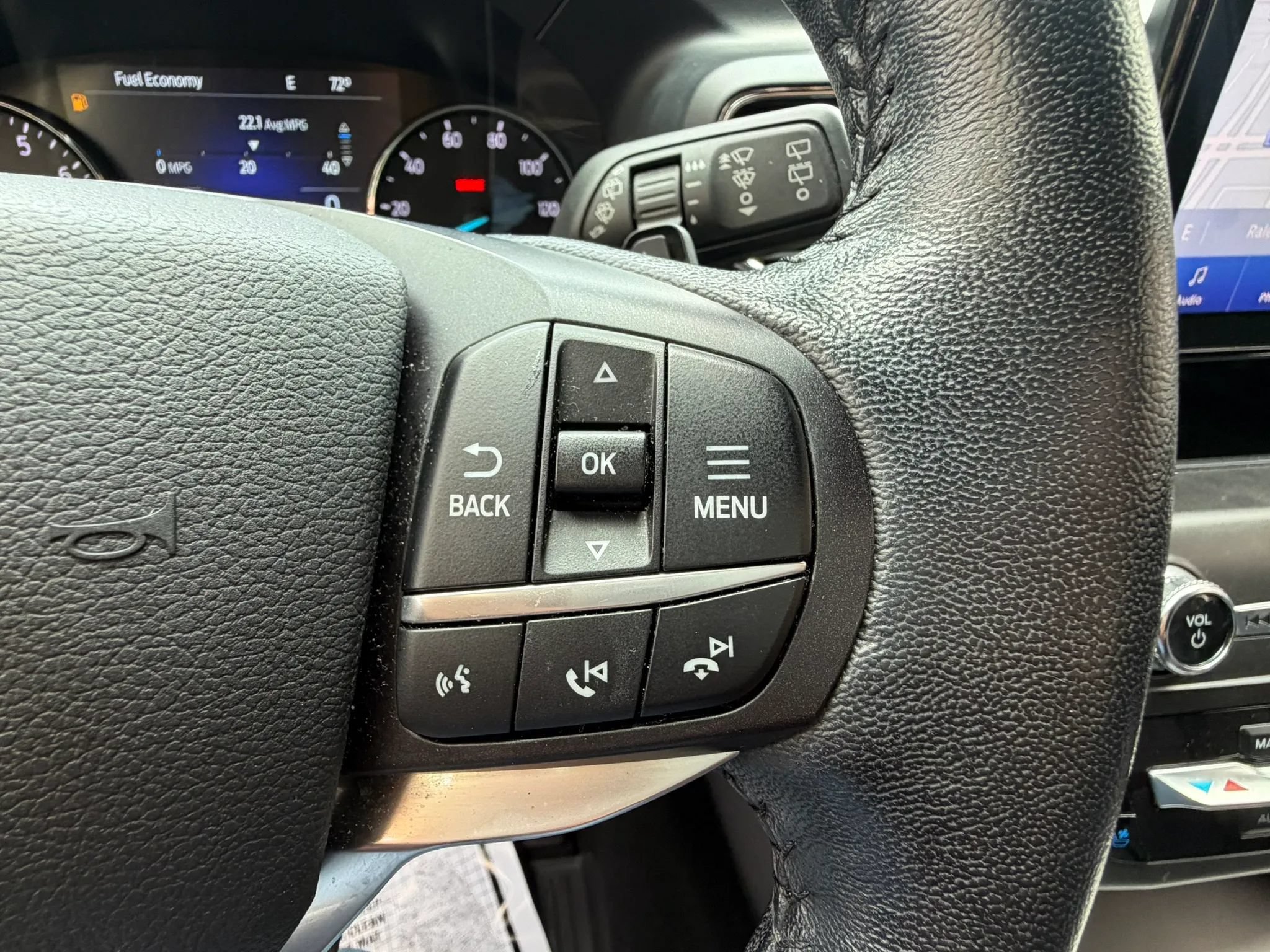 Used 2020 Ford Explorer Limited w/ Class III Trailer Tow Package AWD/4WD image 43