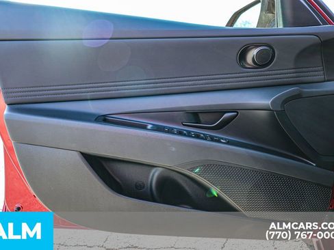 Used 2025 Hyundai Elantra Sport image 44
