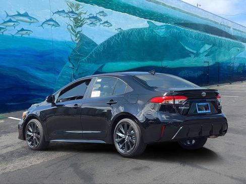 New 2026 Toyota Corolla SE w/ SE Premium Package FWD image 2