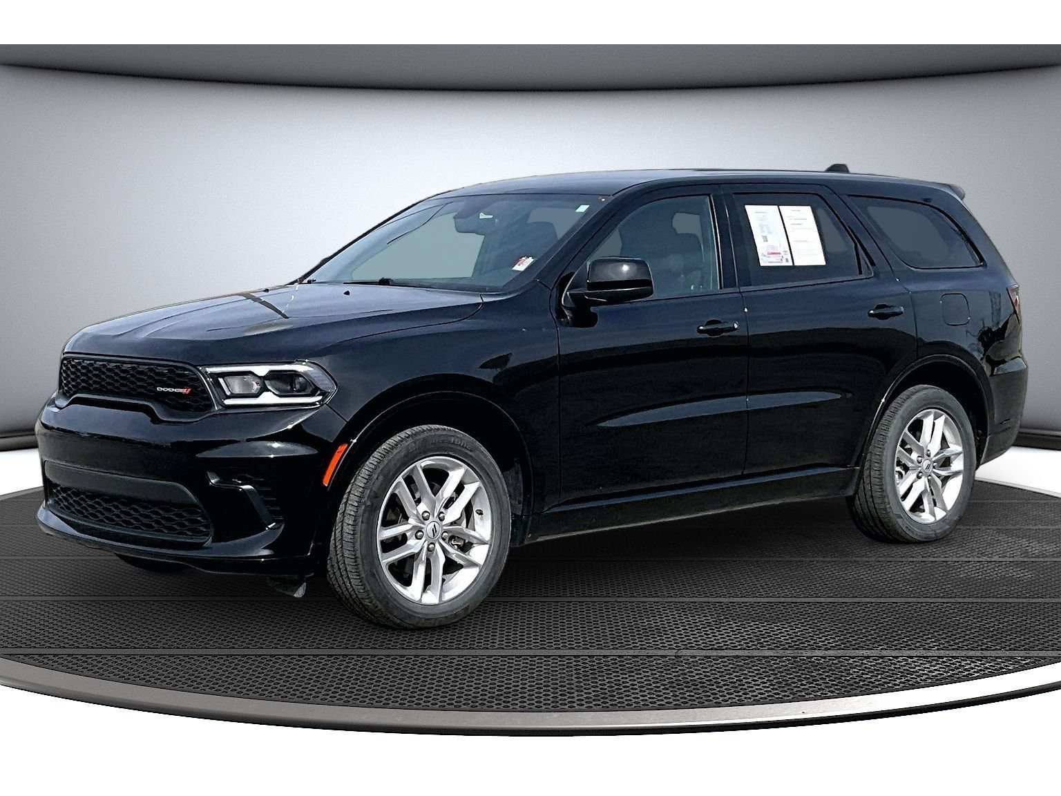Certified 2025 Dodge Durango GT w/ Trailer Tow Group IV AWD/4WD image 16