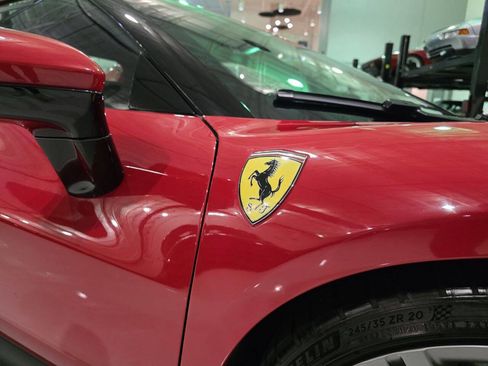 Used 2024 Ferrari 296 GTB RWD image 32