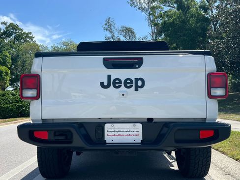 Used 2020 Jeep Gladiator Sport w/ Quick Order Package 24S image 9