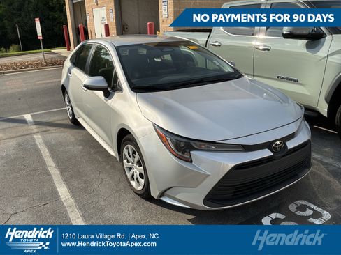 Used 2023 Toyota Corolla LE FWD image 1