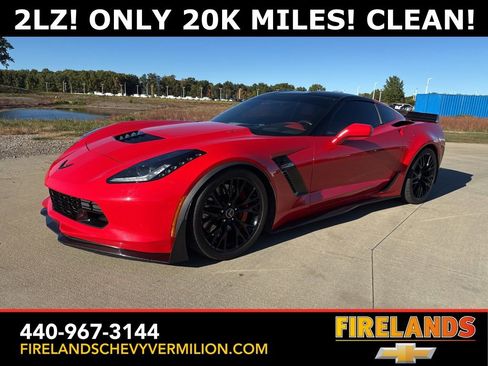 Used 2015 Chevrolet Corvette Z06 w/ 2LZ Preferred Equipment Group image 8