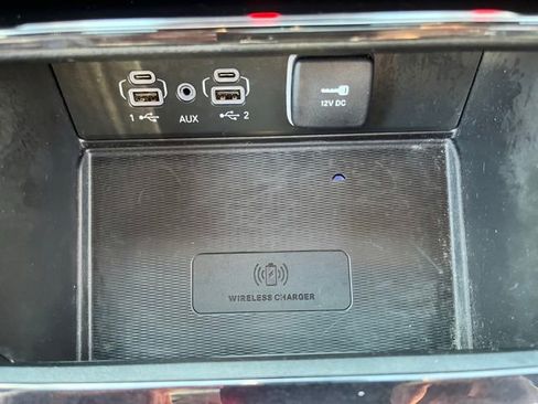 Used 2023 Jeep Grand Cherokee Overland w/ Luxury Tech Group IV image 50