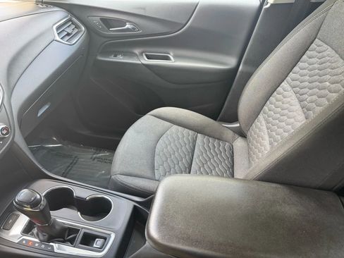 Used 2019 Chevrolet Equinox LT image 17