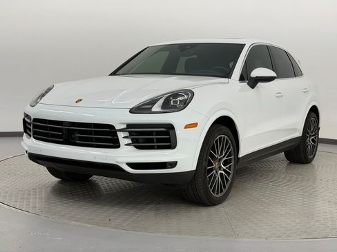 Certified 2023 Porsche Cayenne AWD/4WD image 1