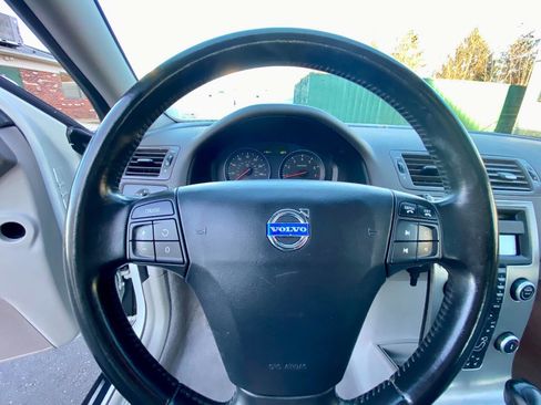 Used 2009 Volvo S40 2.4i image 18