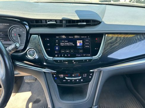 Used 2021 Cadillac XT6 Premium Luxury AWD/4WD image 57