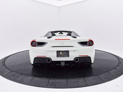 Used 2019 Ferrari 488 Spider RWD image 24
