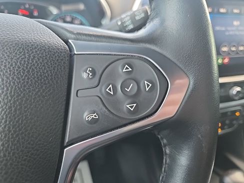 Used 2022 Chevrolet Traverse RS image 42