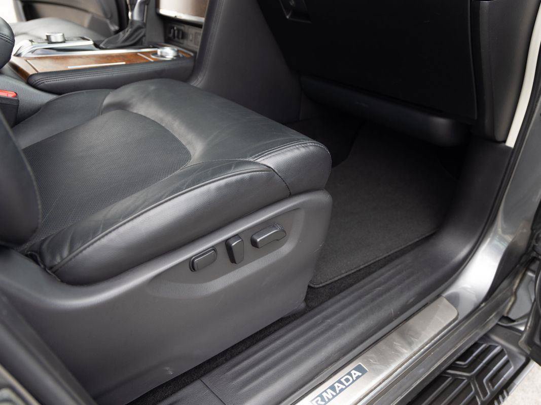 Used 2023 Nissan Armada SL w/ Captain's Chairs Package AWD/4WD image 21