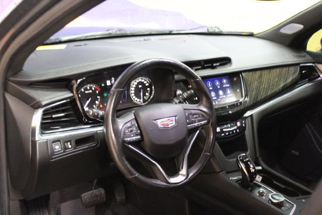 Used 2020 Cadillac XT6 Premium Luxury AWD/4WD image 14