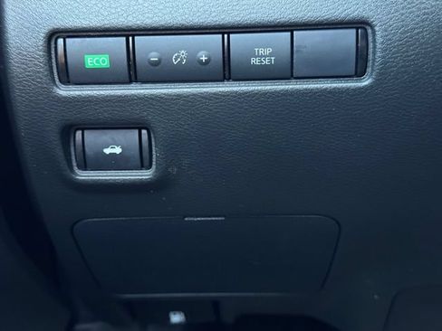 Used 2023 Nissan Sentra S FWD image 25