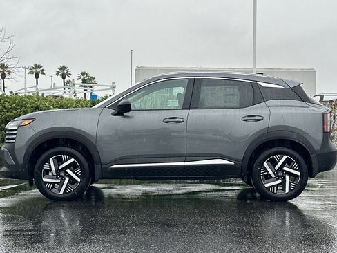 New 2026 Nissan Kicks SV image 7