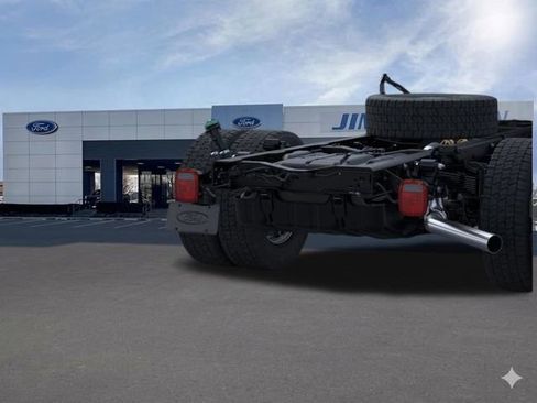 New 2025 Ford F550 4x4 Regular Cab Super Duty image 24