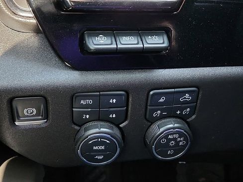 Certified 2025 Chevrolet Silverado 2500 ZR2 w/ Technology Package image 22