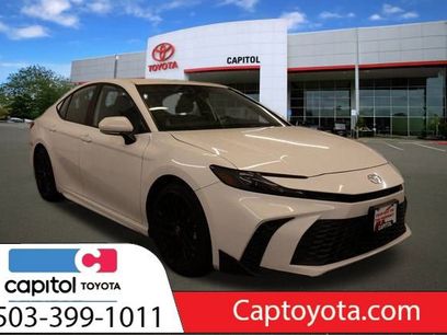 Used 2025 Toyota Camry SE