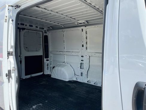Used 2025 RAM ProMaster 2500 w/ Quick Order Package 22G SLT FWD image 23