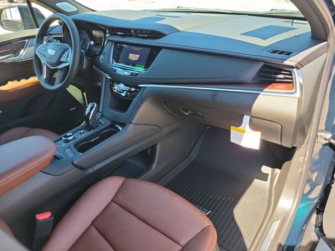 New 2026 Cadillac XT5 Premium Luxury w/ LPO, Floor Liner Package image 11