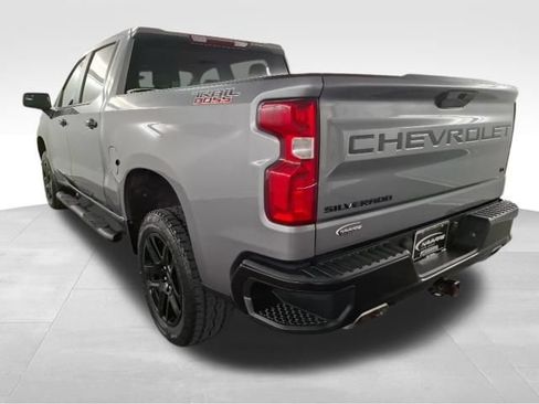 Used 2021 Chevrolet Silverado 1500 LT Trail Boss w/ LPO, Dark Essentials Package AWD/4WD image 6