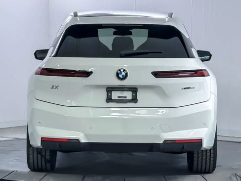 New 2026 BMW iX xDrive45 image 7