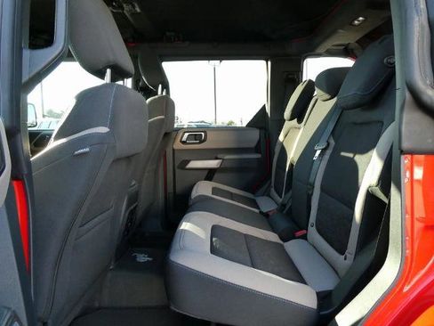 Certified 2022 Ford Bronco Wildtrak image 17