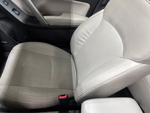 Used 2018 Subaru Forester 2.5i Limited image 32