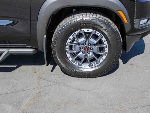 New 2026 Nissan Frontier Pro-X w/ Pro-X Convenience Package image 10