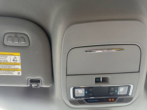 Used 2023 Ford F250 Lariat w/ Chrome Package image 23