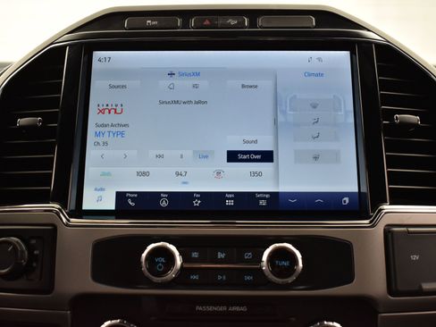 Used 2022 Ford F250 Lariat w/ Lariat Ultimate Package image 34