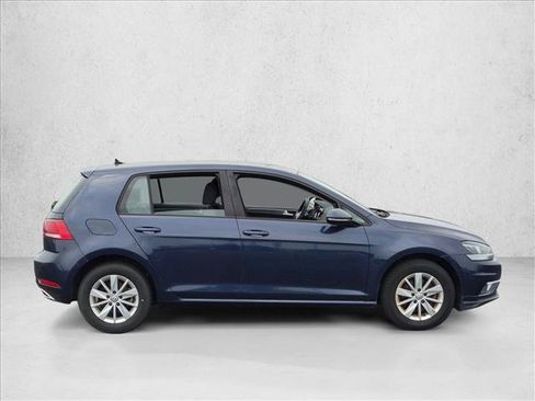 Used 2019 Volkswagen Golf 4-Door FWD image 4