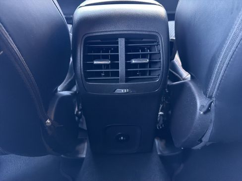 Used 2023 Ford Escape ST-Line AWD/4WD image 10