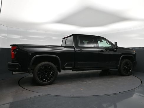 New 2026 Chevrolet Silverado 2500 High Country w/ High Country Premium Package AWD/4WD image 8