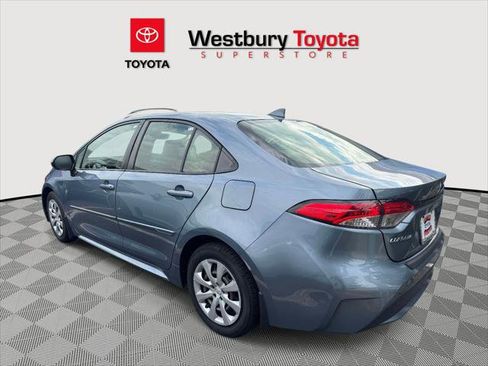 Used 2021 Toyota Corolla LE w/ Carpet Mat Package (TMS) FWD image 6