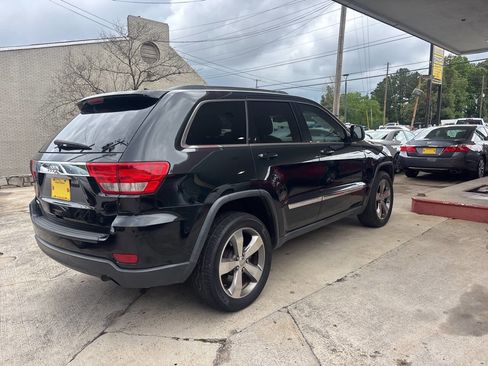 Used 2013 Jeep Grand Cherokee Laredo w/ Laredo E Group RWD image 5