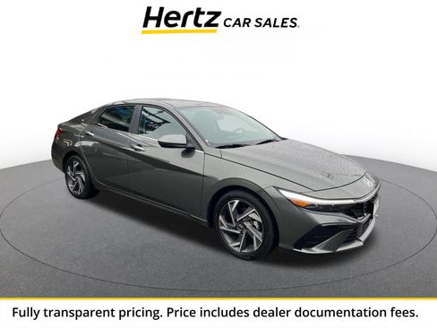 Used 2025 Hyundai Elantra SEL FWD image 1
