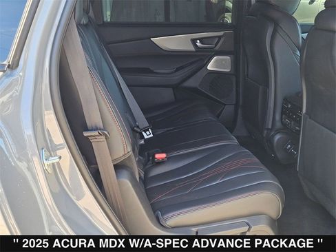 Used 2025 Acura MDX A-Spec image 30